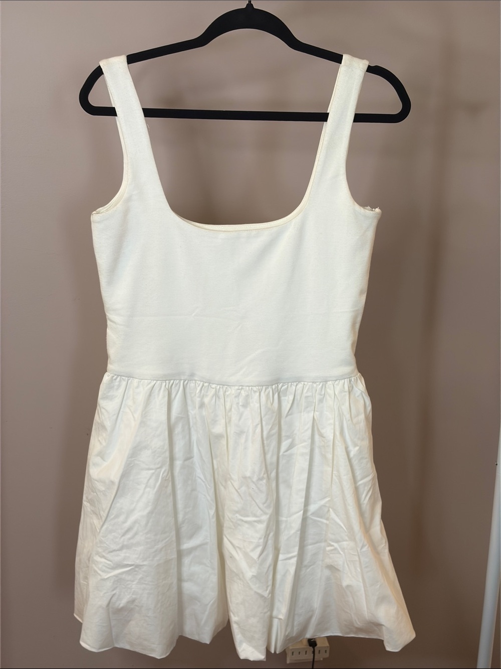 House Of Harlow Puff Skirt Dress/Medium